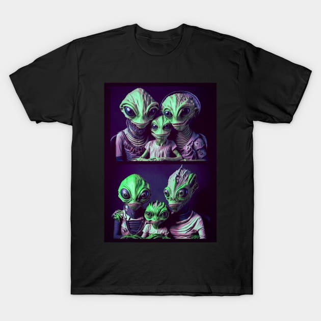 Alien Family T-Shirt by ak3shay